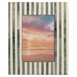 Resin, 4x6 Lines Photo Frame, Gray
