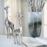 Aluminum Standing Giraffe, 12"silver