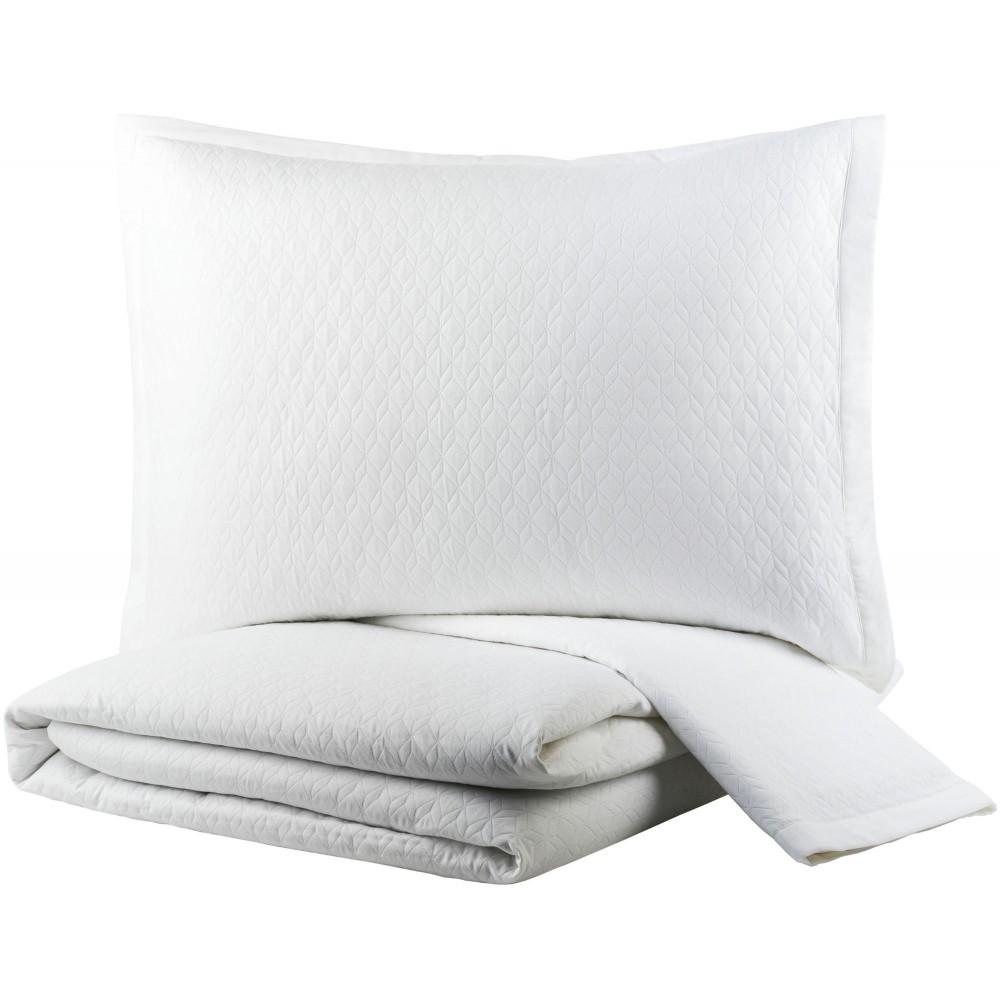 Surya Briley White Full/Queen Bedding Set 88"W X 92"L,20"H X 26"W Surya Briley White Full/Queen Bedding Set 88"W X 92"L,20"H X 26"W