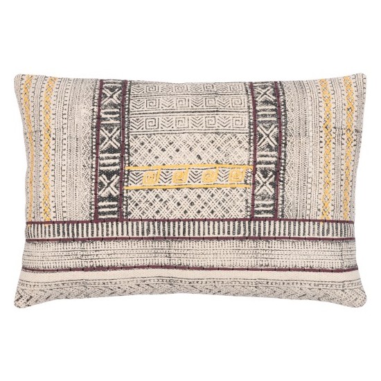 Surya Zoya Pillow Shell With Polyester Insert 16"H X 24"W Ivory