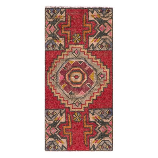 Surya Antique One Of A Kind Rug 1'5'' X 3'