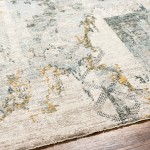 Surya Dresden Rug 2' X 3' - Taupe, Off-White