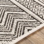 Surya Eagean Rug 7'10" Round In Black