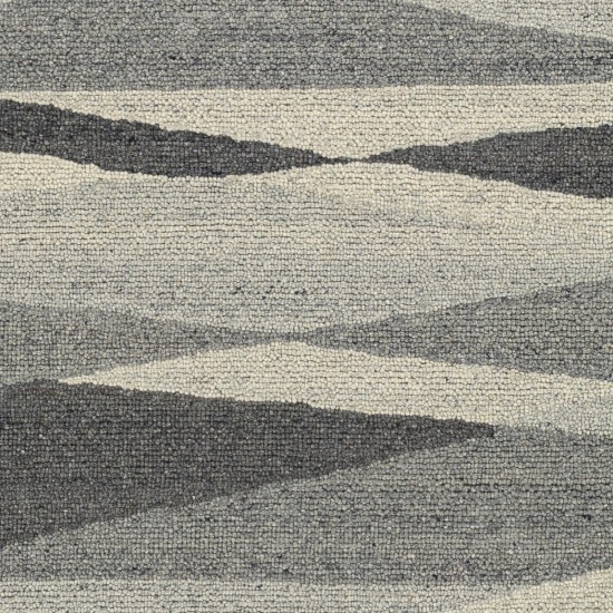 Surya Madelyn Myn-2303 Gray Rug 5' X 7'6"