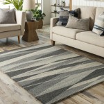 Surya Madelyn Myn-2308 Gray Rug 5' X 7'6"