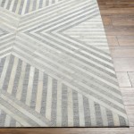 Surya Medora Medium Gray Rug 5' X 7'6"