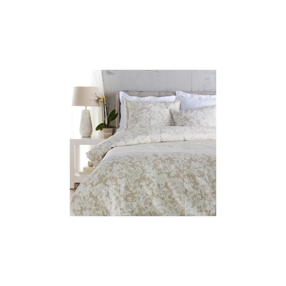 Surya Clara White Full/Queen Duvet 88"W X 92"L