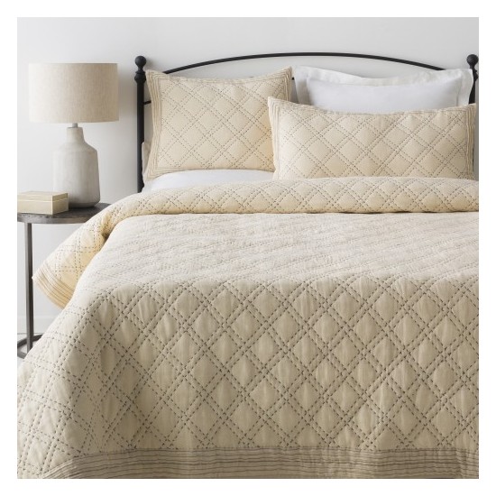 Surya Kojo Cream Full/Queen Quilt 88"W X 92"L