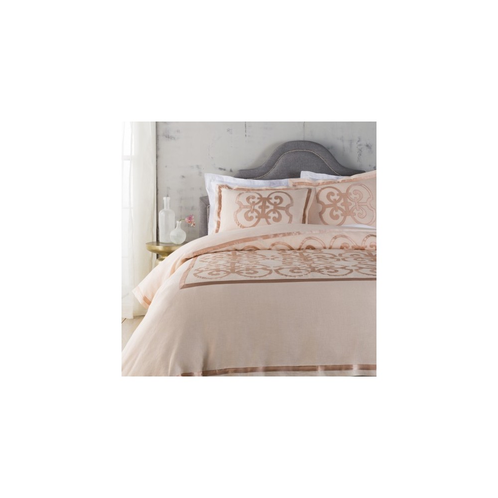 Surya Versaille Pale Pink Full/Queen Duvet 88"W X 92"L Surya Versaille Pale Pink Full/Queen Duvet 88"W X 92"L