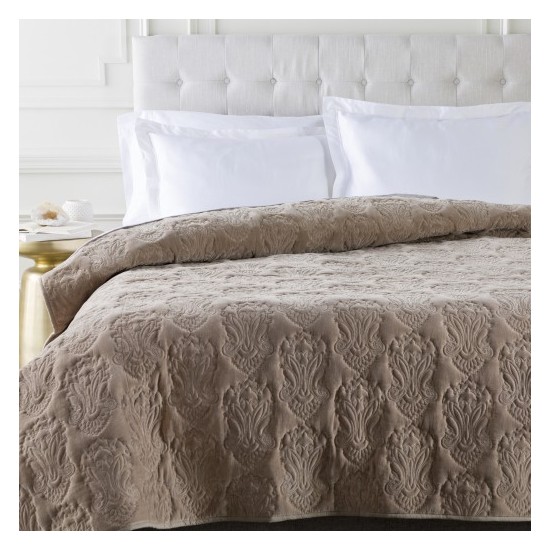 Surya Vienna Medium Gray Full/Queen Quilt 88"W X 92"L