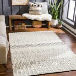 Surya Santa Barbara Sbb-2304 Cream Rug 2' X 3'