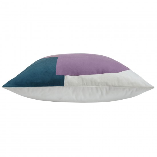 Layla Indoor Pillow 20 X 20