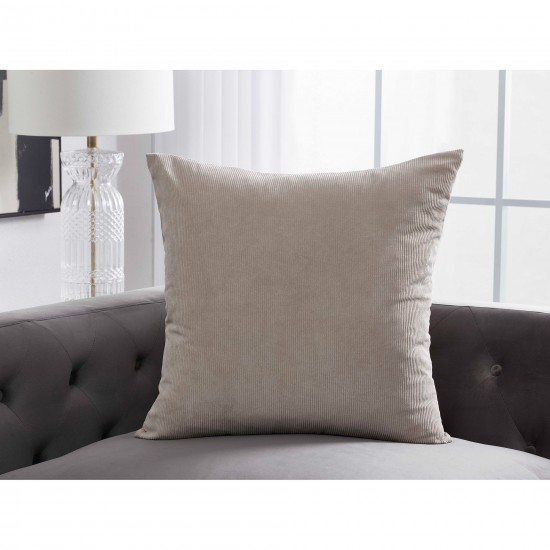 Octavia Pillow 22X22