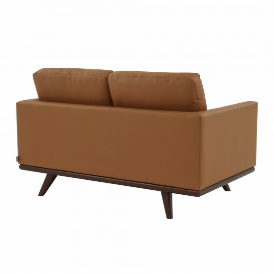 LeisureMod Chester Modern Leather Loveseat With Birch Wood Base, Cognac Tan