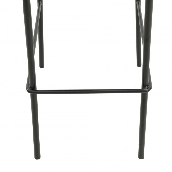 LeisureMod Euston Modern Wicker Bar Stool With Black Steel Frame, Black