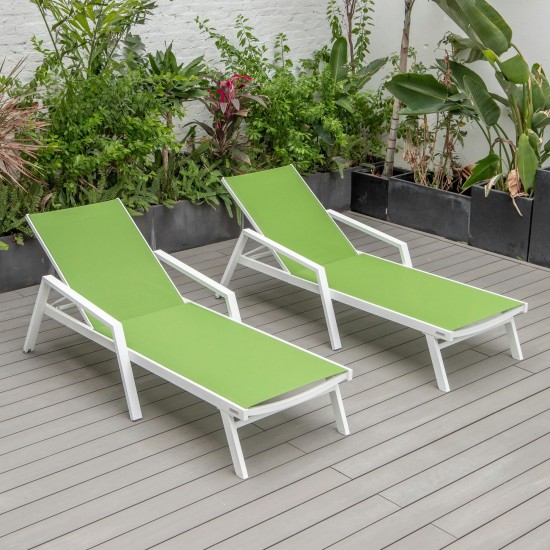 LeisureMod Marlin Lounge Chair With Armrests in White Frame, Set of 2, Green
