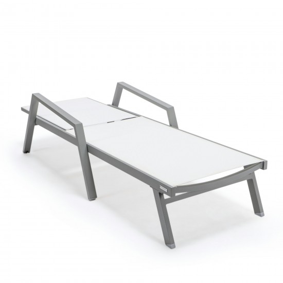LeisureMod Marlin Lounge Chair With Armrests in Grey Frame, Set of 2, White