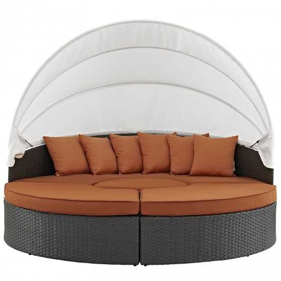 Sojourn Outdoor Patio Sunbrella® Daybed