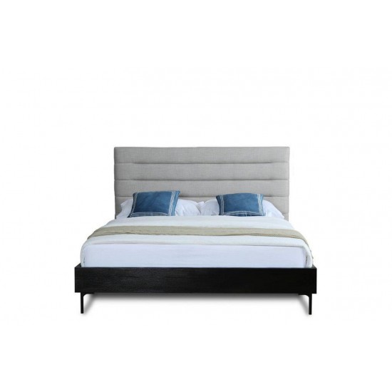 Schwamm Full-Size Bed in Light Grey