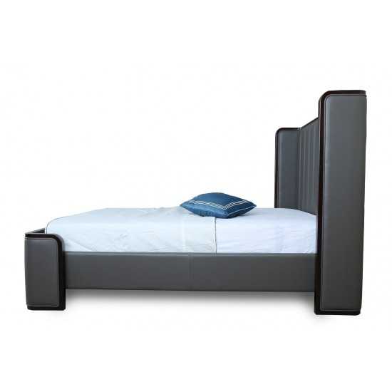Kingdom Queen-Size Bed in Graphite