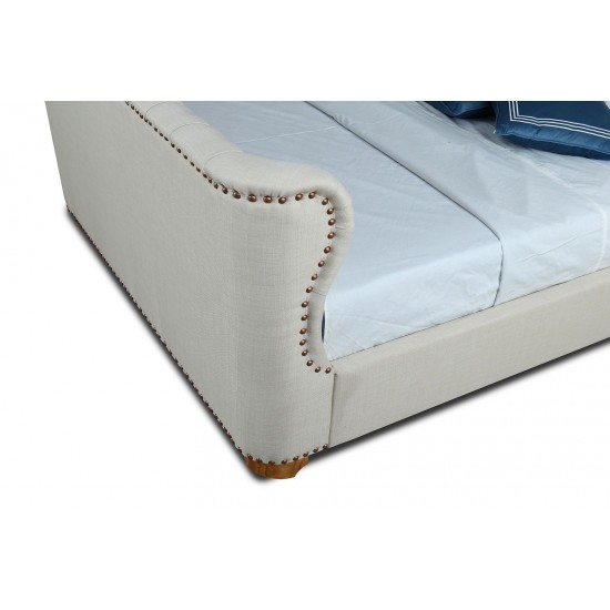 Lola Queen-Size Bed in