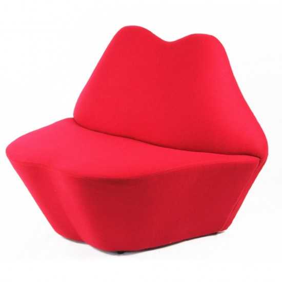 Fine Mod Imports Kiss Chair, Red