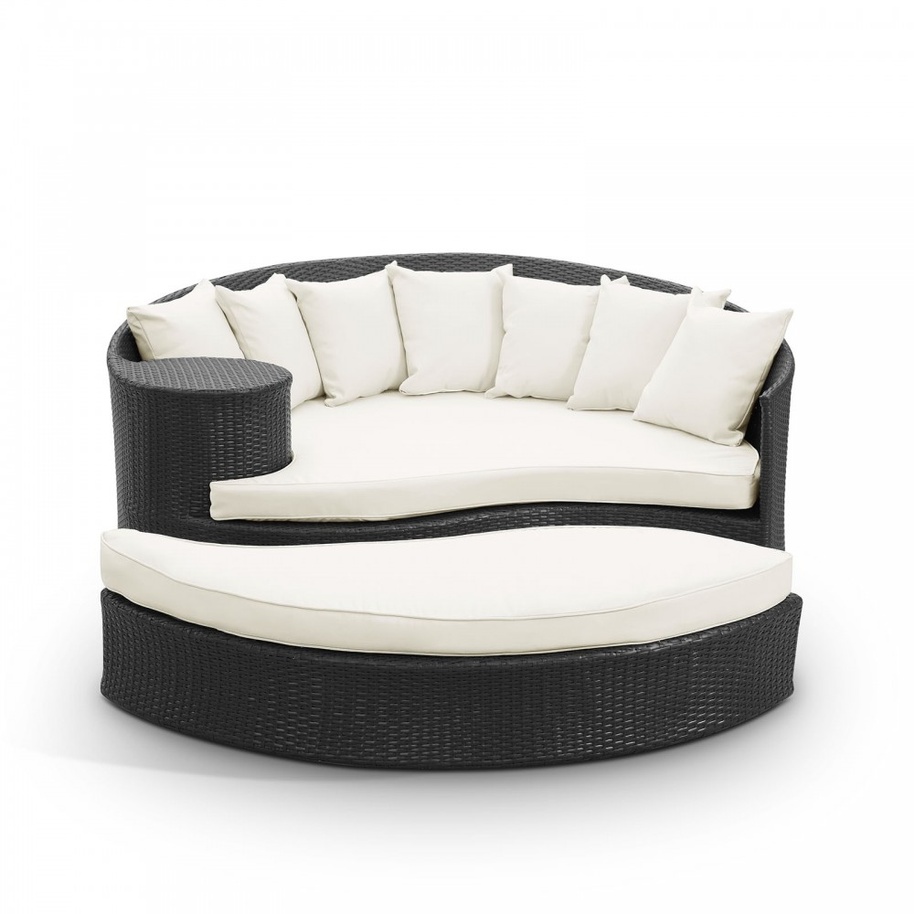 Taiji Outdoor Patio Wicker Daybed Taiji Outdoor Patio Wicker Daybed