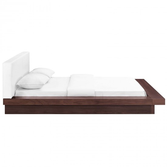 Freja Queen Vinyl Platform Bed