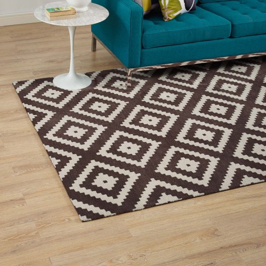 Alika Abstract Diamond Trellis 8x10 Area Rug