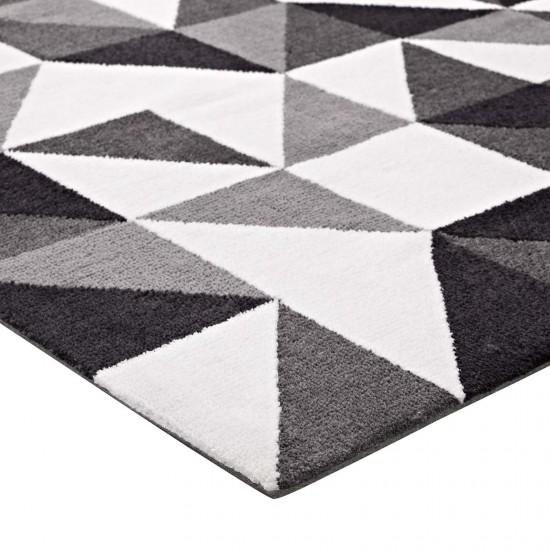 Kahula Geometric Triangle Mosaic 5x8 Area Rug