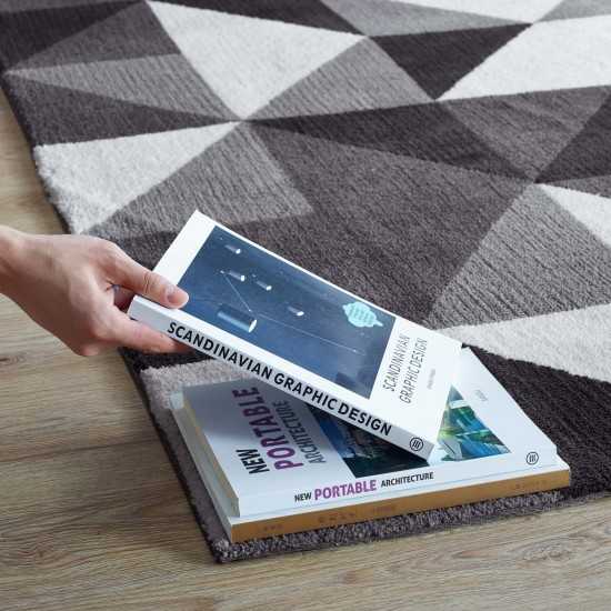 Kahula Geometric Triangle Mosaic 5x8 Area Rug