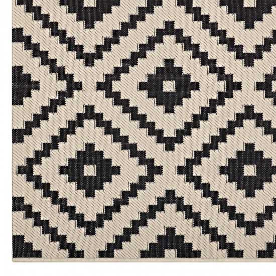 Perplex Geometric Diamond Trellis 8x10 Indoor and Outdoor Area Rug