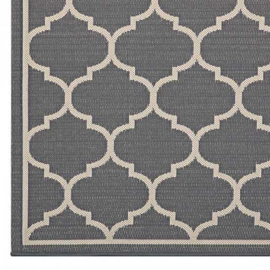 Avena Moroccan Quatrefoil Trellis 4x6 Indoor and Outdoor Area Rug