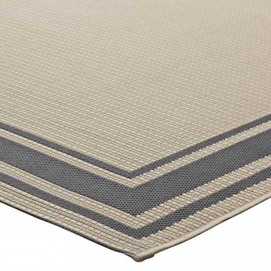 Rim Solid Border 5x8 Indoor and Outdoor Area Rug