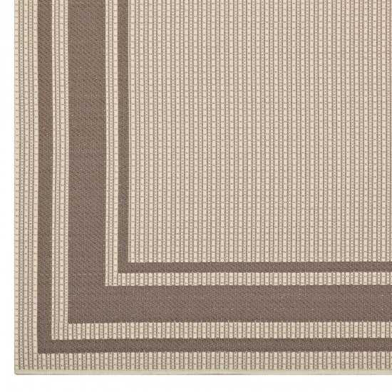 Rim Solid Border 8x10 Indoor and Outdoor Area Rug