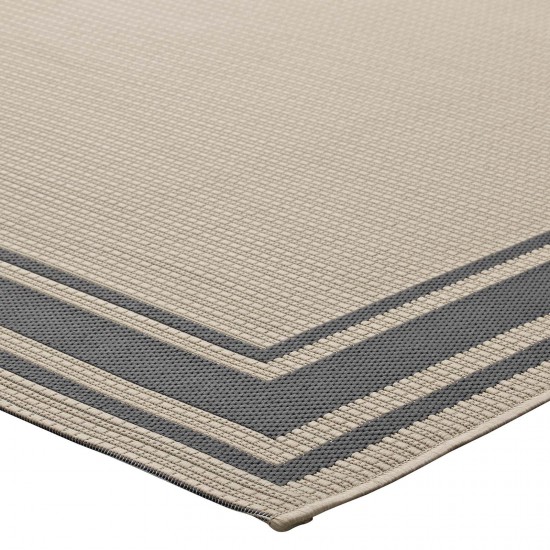 Rim Solid Border 9x12 Indoor and Outdoor Area Rug