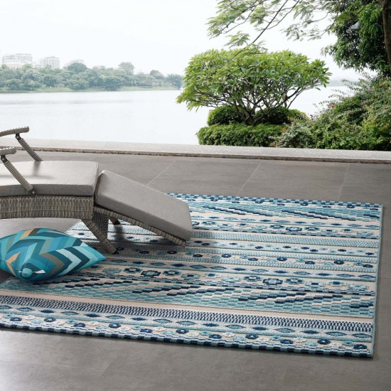 Reflect Cadhla Vintage Abstract Geometric Lattice 5x8 Indoor and Outdoor Area Rug