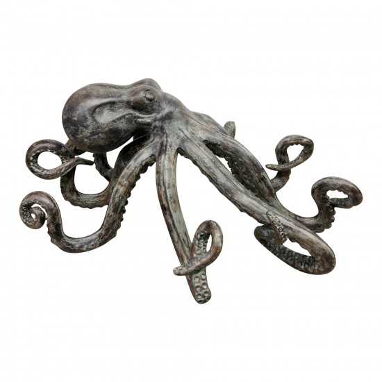 OCTOPUS STATUE