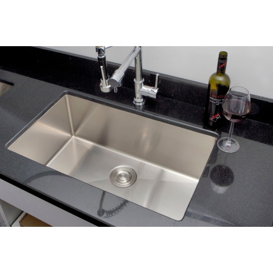32-in. W CSA Approved Stainless Steel Kitchen Sink With Stainless Steel Finish And 18 Gauge