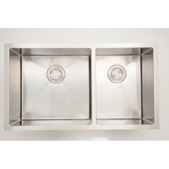 33-in. W CSA Approved Stainless Steel Kitchen Sink With Stainless Steel Finish And 18 Gauge