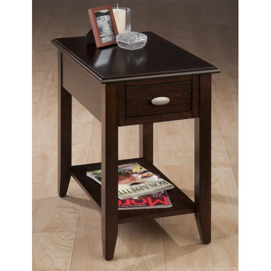 Merlot Chairside Table