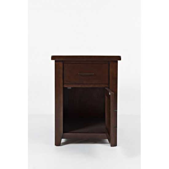 Twin Cities Chairside Table