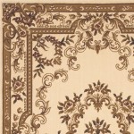 Corinthian Ivory Aubusson 7'7" Round Rug