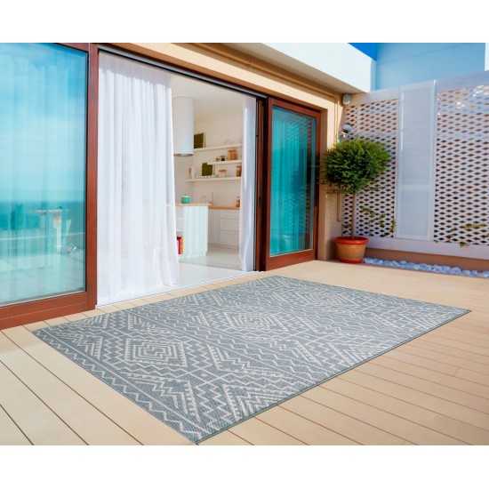 Provo Aqua Quinn 2’7” x 3’11” Rug