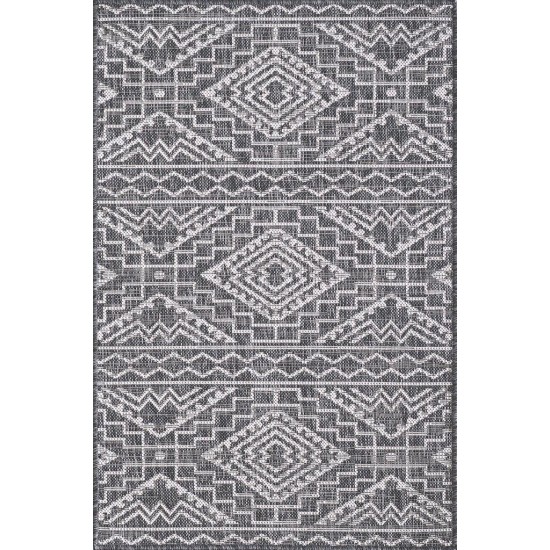 Provo Black Quinn 2’7” x 3’11” Rug