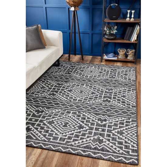 Provo Black Quinn 3'3" x 4'11" Rug