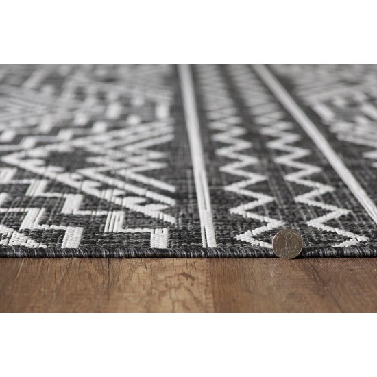 Provo Black Quinn 7'10" x 10'10" Rug