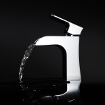 Bath Faucet Single Handle Lavatory Faucet - Chrome