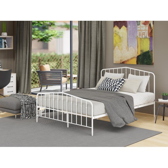 Kemah Queen Platform Bed, 4 Wood Legs Magnificent Bed In Powder Coating White Color