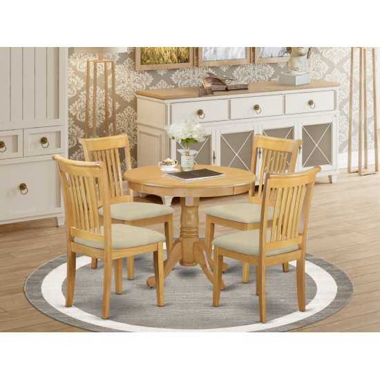 3 Pc Kitchen Table Set With A Dining Table And 2 Kitchen Chairs In Oak